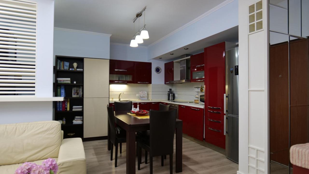 Top Location Kristi Apartments 05 Tirana Buitenkant foto
